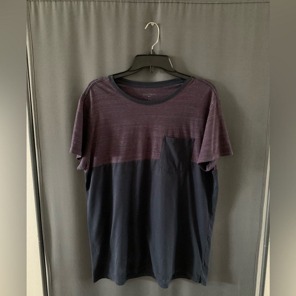 Goodfellow Two Toned Striped Pocket Tee | Large | Blue/Red